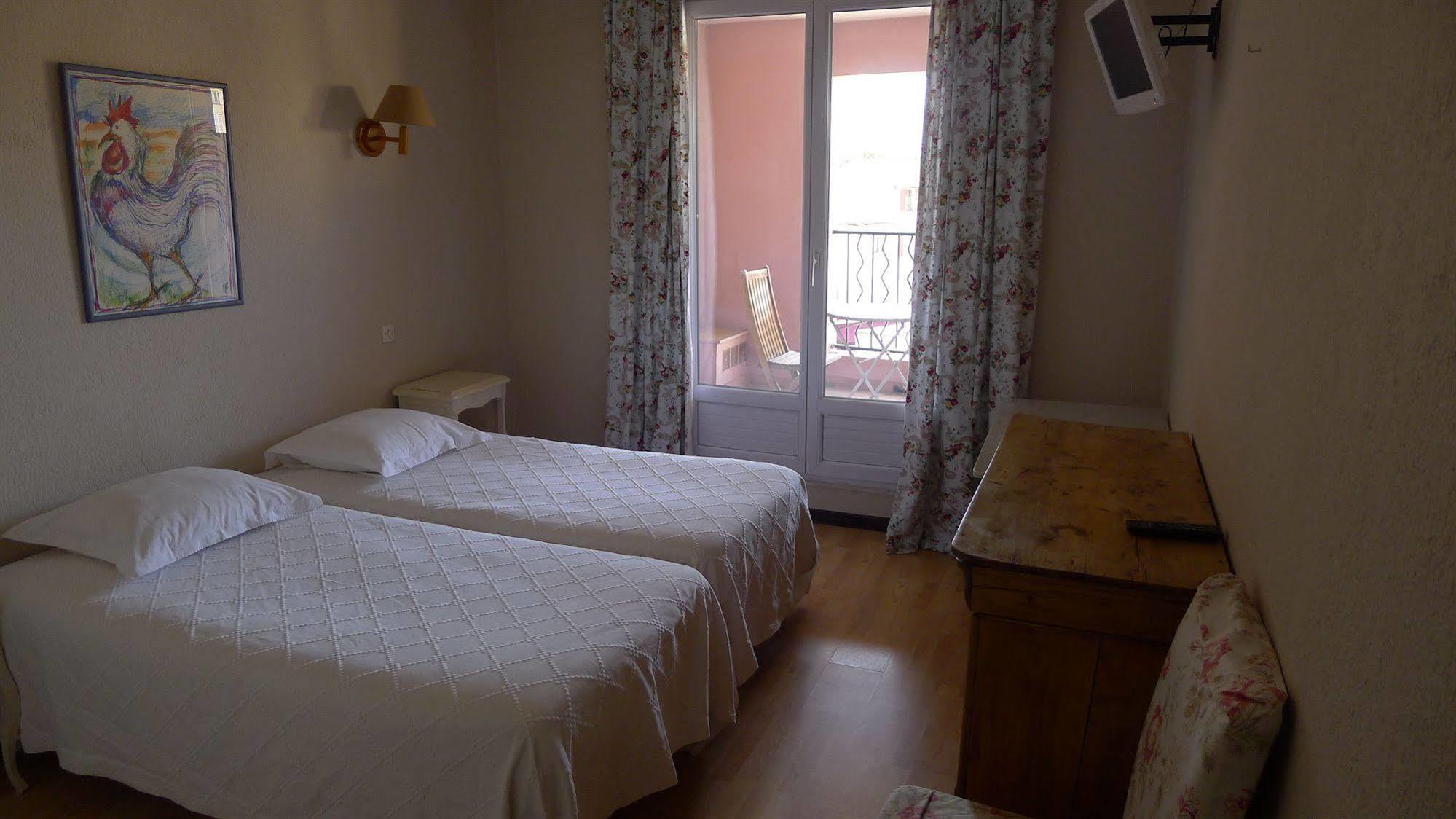 Coq Hotel Cogolin Zewnętrze zdjęcie